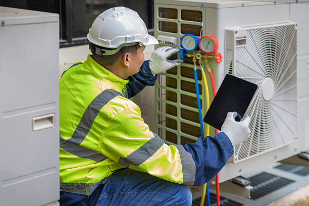 Professional Hvac technician working in Lumberton, NJ
